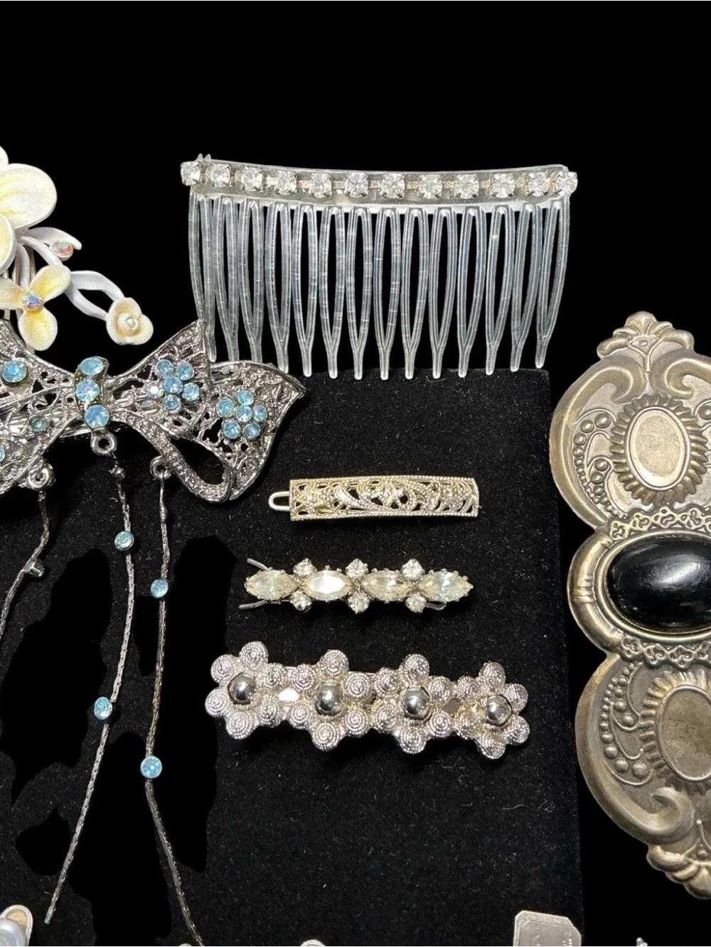 Vintage Hair Accessories Lot Combs Barrettes Faux Tortoiseshell Lady Ellen Tip